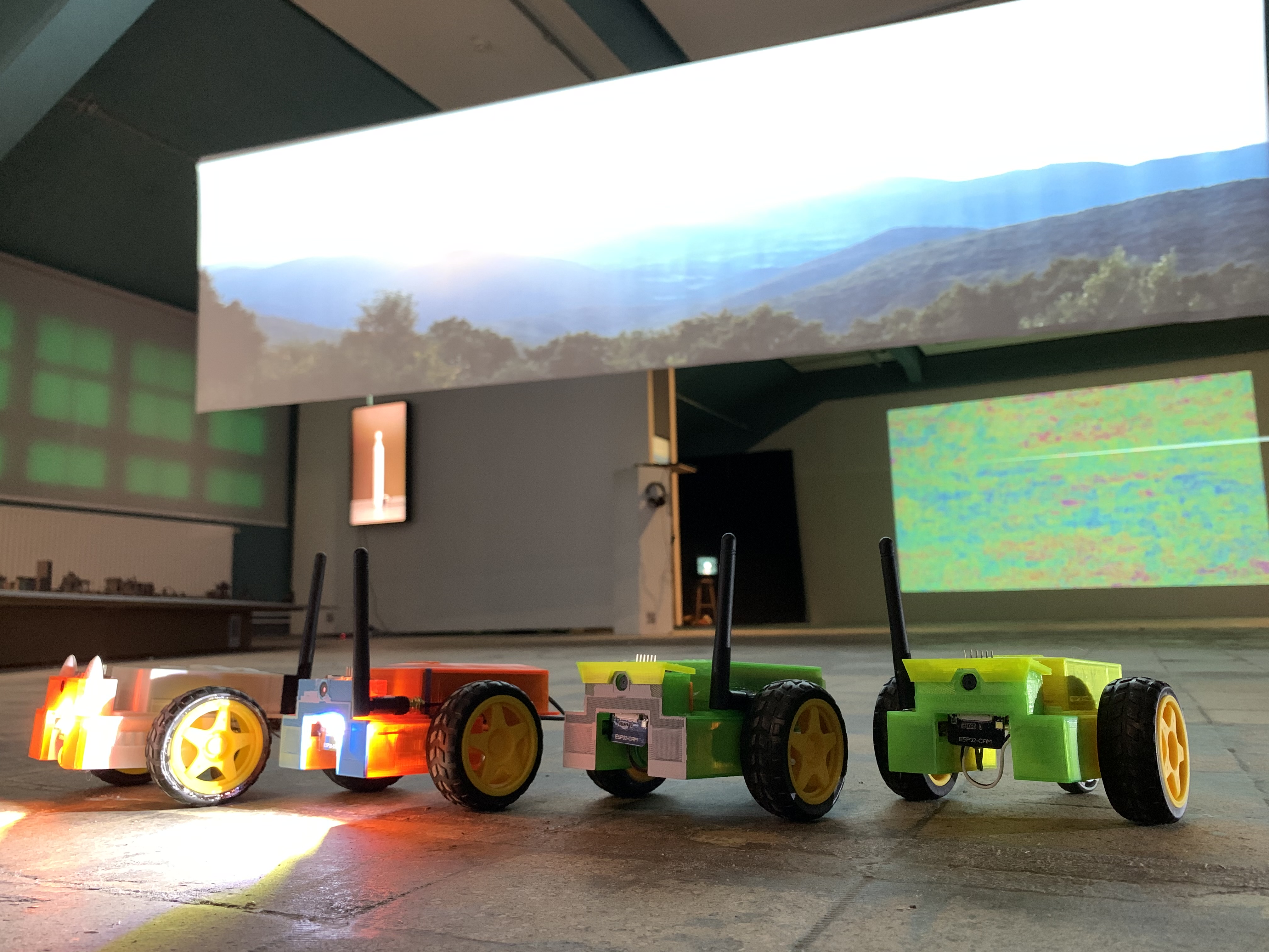 Per Roboter im Museum – eine Fahrt durch die geschlossene Ausstellung: „Der Wille und der Berg. Mind over Matter“